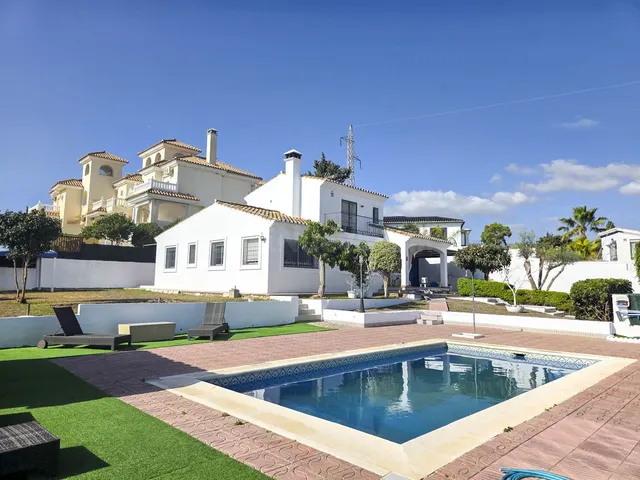 Chalet 3 habitaciones 224m² en venta - Costa Del Sol — 2