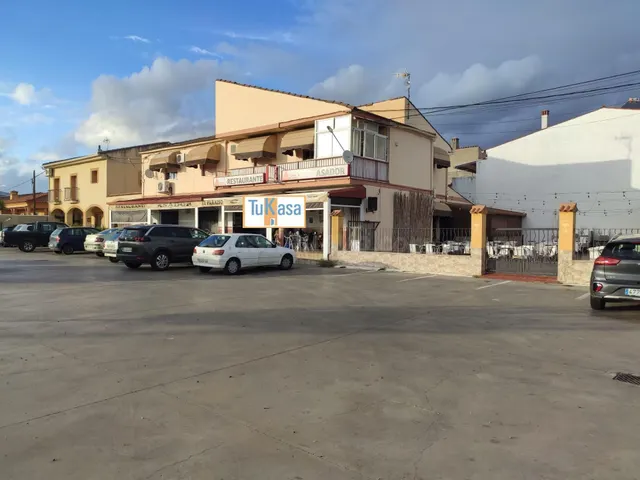 OPORTUNIDAD, NEGOCIO DE HOSTELERIA A PLENO RENDIMIENTO!! - foto 2