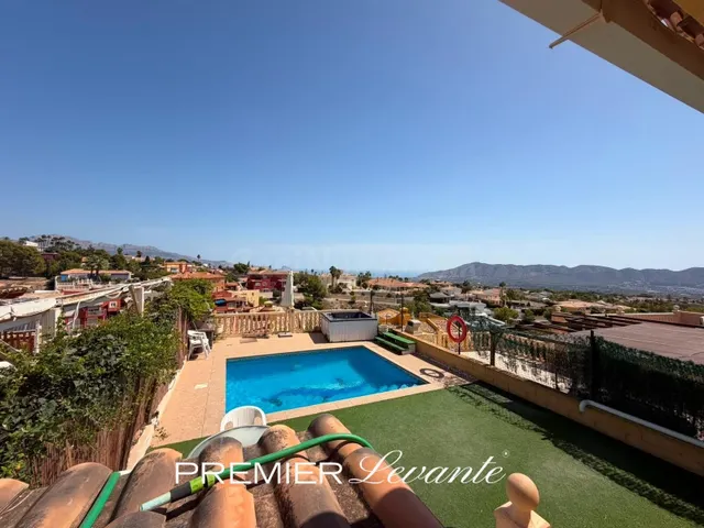 Amplio pareado en la nucia con piscina privada — 4