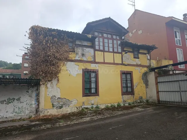 Un edificio con historia esperando su próxima vida: una opor