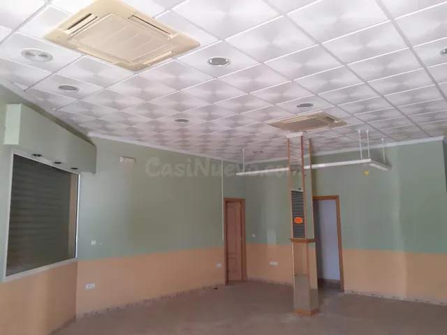 Local comercial 82m² en venta - Andalucia — 3