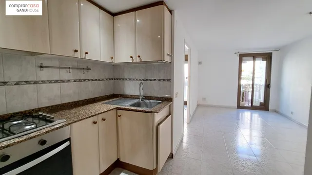Piso en Poblenou-Oportunidad — 26