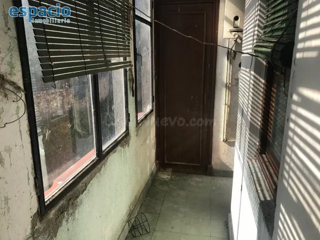 SE VENDE PISO CASCO ANTIGUO - foto 2