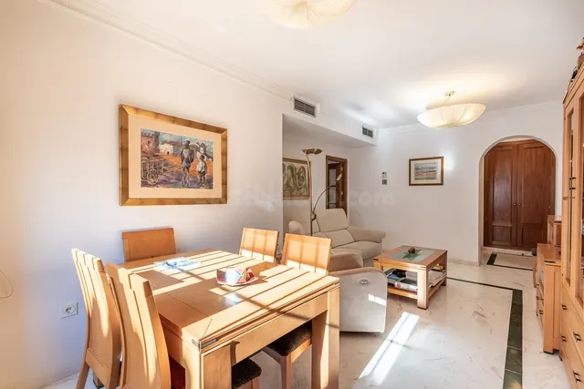Piso en La Zubia — 5