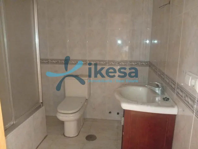 Oportunidad Única: Moderno Piso de 2 habitaciones en Adra — 11