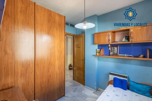 VIVIENDA con encanto en PALACIO DE DEPORTES — 22