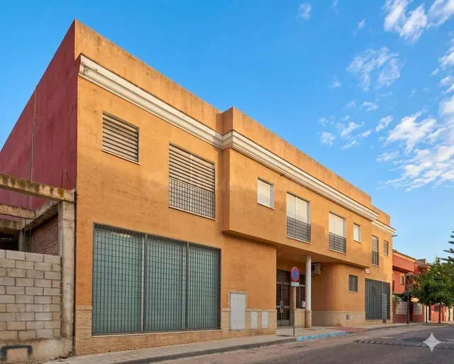 EDIFICIO CON ALTO POTENCIAL DE RENTABILIDAD: 75 habitaciones - foto 3