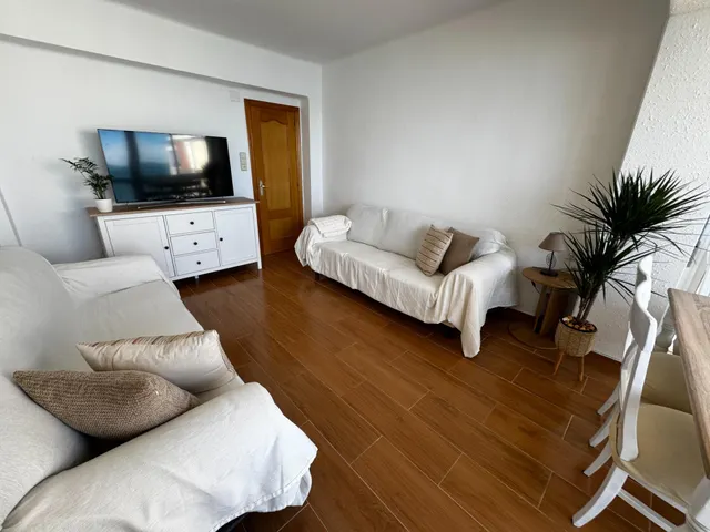 Apartamento frontal al mar completamente reformado — 12