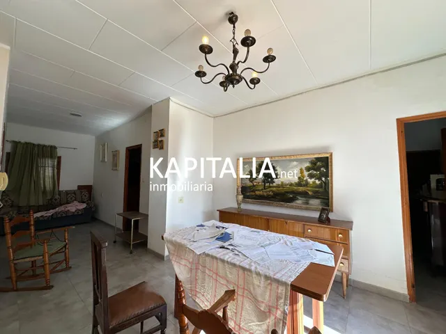 Casa en EXCLUSIVA en VENTA en el centro de Rotglà i Corberà con patio interior y 5 habitaciones — 19