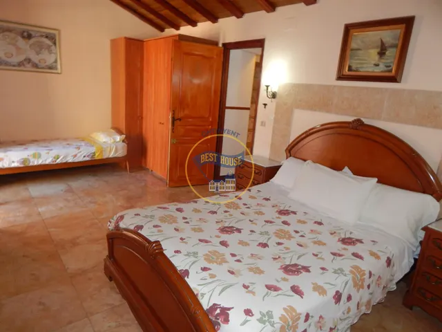 OPORTUNIDAD, CASA REFORMADA CON PISCINA Y OTRAS COMODIDADES. — 39
