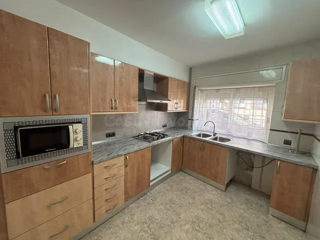 Casa de 194 m2 con 6 habitaciones y terraza en el centro de Bítem (Tortosa) — 5