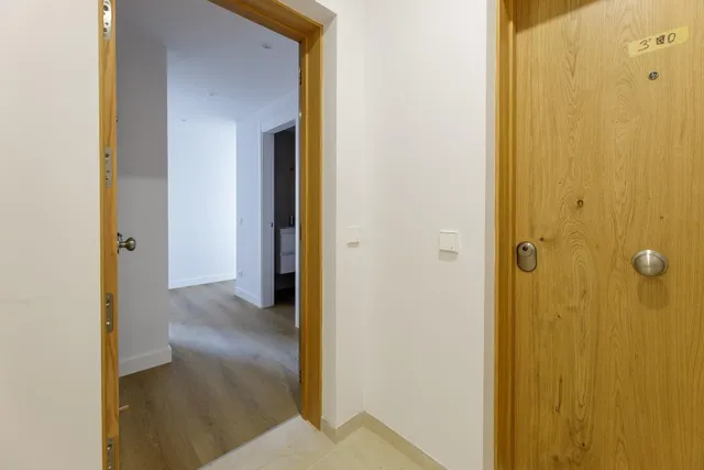 ¡Oportunidad única! Vivienda a estrenar con diseño moderno y plaza de aparcamiento opcional. — 27