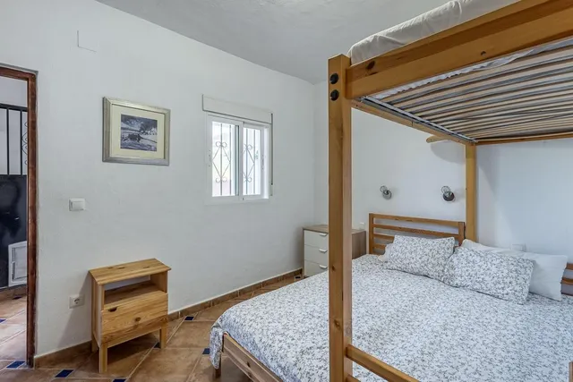 CASA DE PUEBLO REFORMADA CON PISCINA PRIVADA Y POTENCIAL DE ALQUILER Cacín, Granada – Cerca del embalse de Los Bermejales — 17