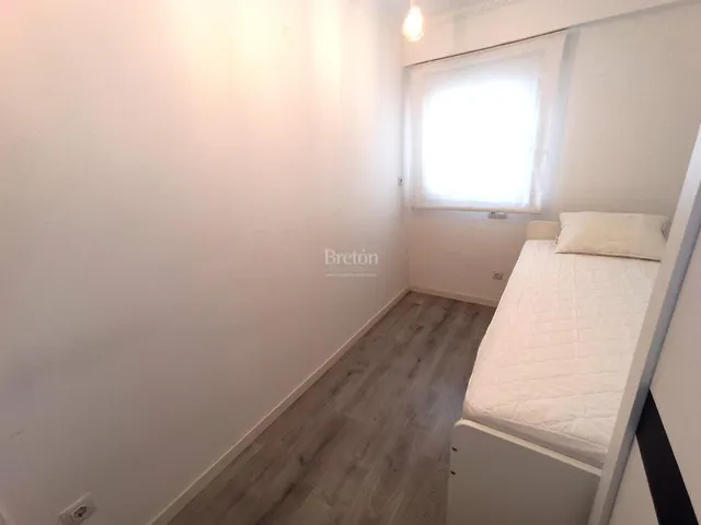Bonito piso amueblado junto a Parque Delicias. — 23