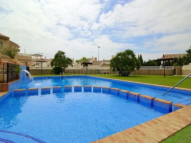 Adosado 3 habitaciones 86m² en venta - Villamartin - foto 3