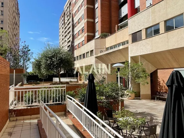 Magnífica vivienda en residencial con completas zonas comunes — 26