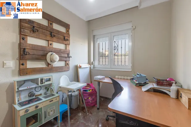 Casa en esquina en venta en Las Gabias — 11