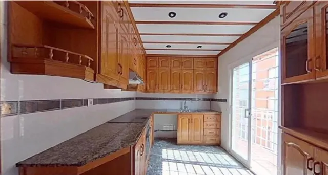 PISO ALQUILADO 4 habitaciones, 237 M2, BALCÓN Y GRAN TERRAZA - foto 4