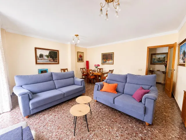 Espléndido y Luminoso Piso en Carcaixent - ¡Listo para Entra - foto 3