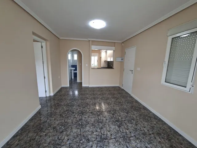 Bungalow reformado con jardín privado, terraza y piscina comunitaria en La Zenia, Orihuela Costa — 9