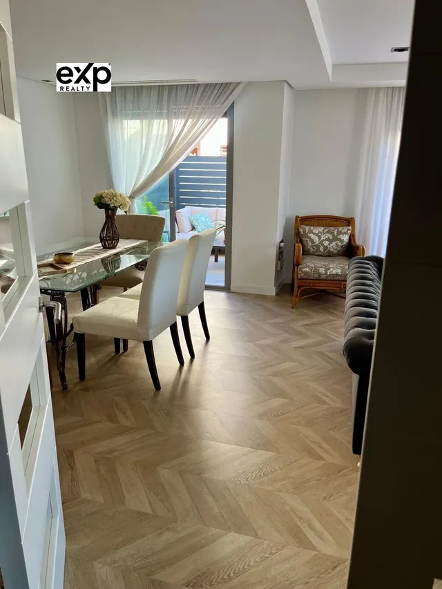 Casa unifamiliar independiente en una de las zonas privilegiadas de almeria, cerca de la playa. — 10