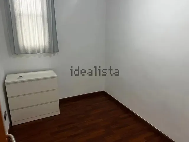 Alquiler de piso en Calle de Lluís Oliag, 43 — 10