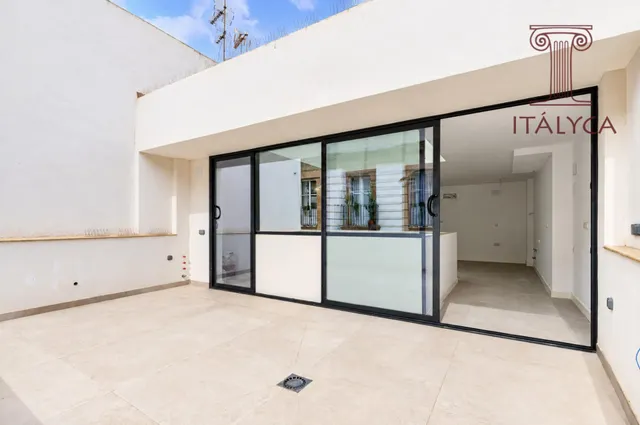 Casa de obra nueva en venta en calle Niño Perdido — 28