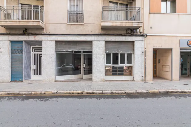 LOCAL EN VENTA EN CALLE FILET DE FORA — 3