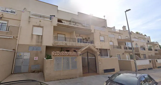 Se vende Piso OKUPADO en Ramon Juan Larrosa 75 Benejúzar, (A