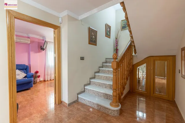 Casa independiente a 5 minutos de Granada en buen estado para entrar a vivir — 33