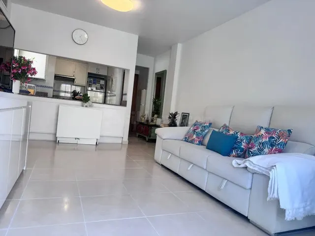 Ático en venta en Zona Playa de los Locos — 4