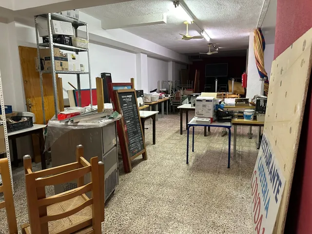 Restaurante en el centro — 8