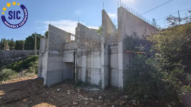 ¡TU HOGAR EMPIEZA AQUÍ! PARCELA URBANA EN CALICANTO — 4
