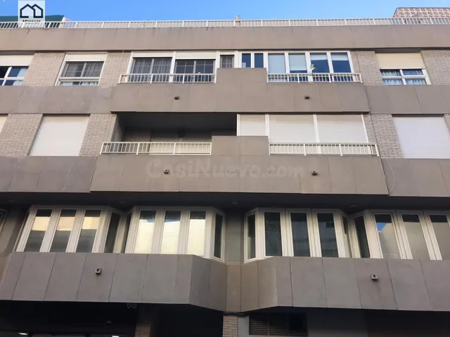 Oportunidad de Inversión en Torrevieja: Oficinas con Potenci
