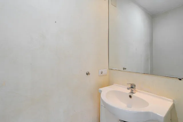 Primer piso reformado con ascensor, terraza y balcon, en bons aires — 16