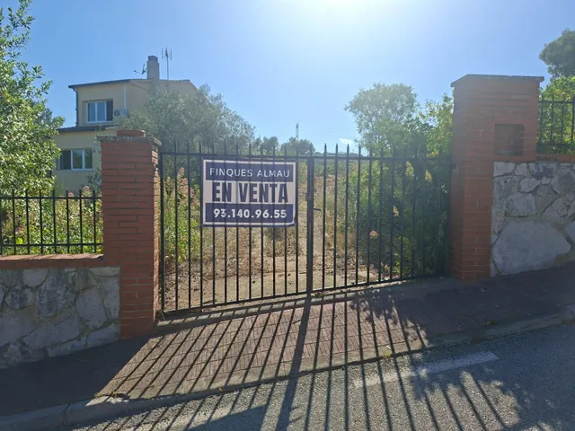 Terreno en venta en Calle Riu Flamisell, 58 Vallirana — 11