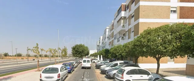 PISO EN DOS HERMANAS