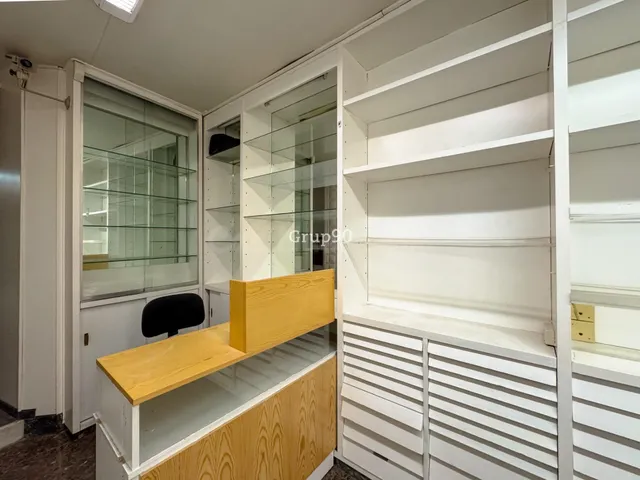 🏢 EDIFICIO CON LOCAL COMERCIAL EN VENTA EN EL CENTRO DE LLEI - foto 3