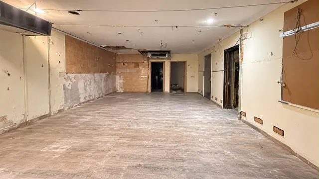 Casa con jardín y piscina en la pera – vivienda y negocio en un mismo lugar — 14