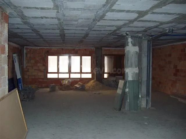 Local comercial 150m² en venta - Oliva