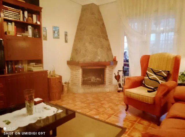 AOC VENDE ADOSADO 4 HAB, 3 BAÑOS, GARAJE Y TRASTERO — 24