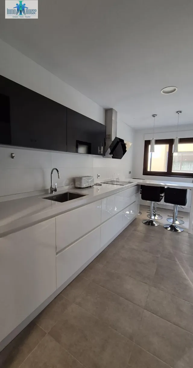 PISO EN VENTA ZONA CENTRO - foto 2
