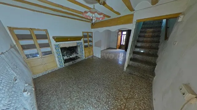 Casa adosada con gran potencial en Mula - foto 2