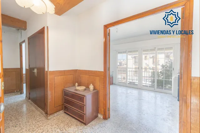 Edificio con gran potencial de inversión en La Zubia — 40