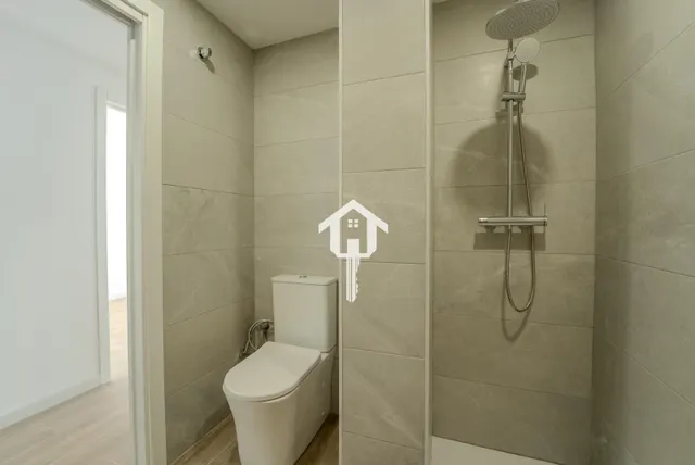 EDIFICIO OBRA NUEVA EN VENTA EN ALICANTE. ZONA DE CAROLINAS ALTAS, 406m2 TOTALES, 4 PLANTAS INDEPENDIENTES, ASCENSOR — 27