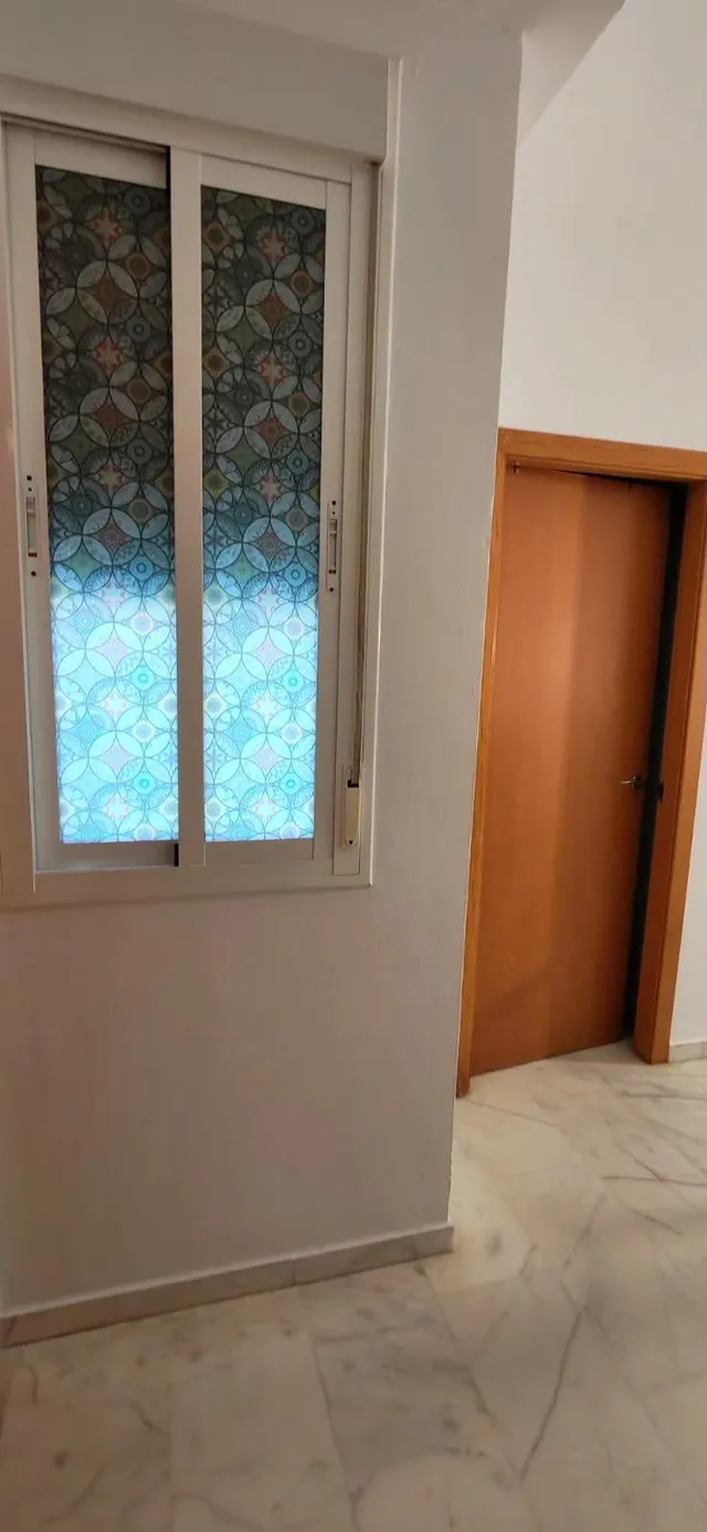 Casa de esquina con patio y chimenea en Villaverde del Río — 14