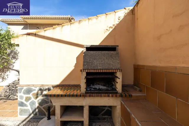 Estupendo chalet independiente en Cájar — 45