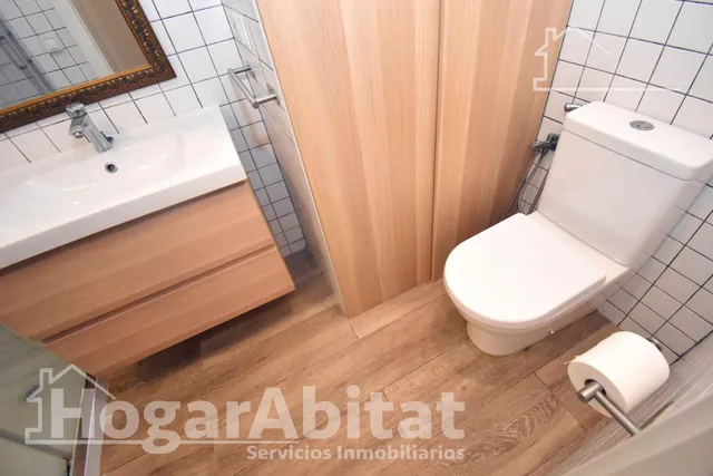 ¡oportunidad! bajo bonito, luminoso y reformado con patio, todo amueblado — 29