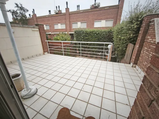 Casa adosada con terrazas y garaje en Benavent de Segrià — 34
