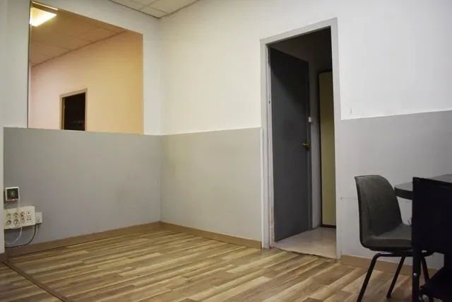 Local de 50 m2 en Av Madrid, frente al Mercado Delicias y junto Pso. Calanda — 6